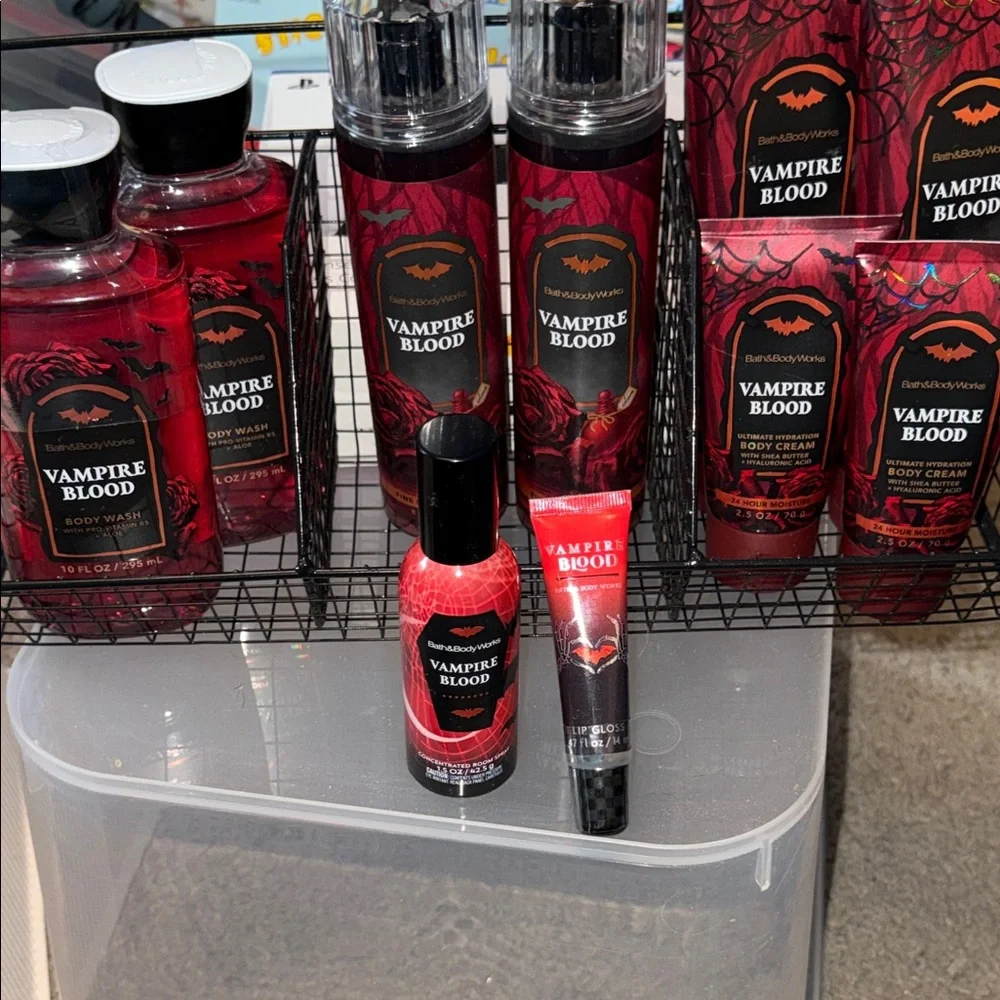 10 pieces- Bath & Body Works Vampire Blood Collection.
